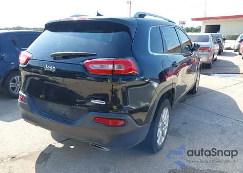 2016 Jeep Cherokee Latitude z USA, uszkodzony, nr VIN 1C4PJLCS4GW302683